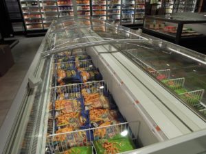 gebogen glasafdekking diepvriesmeubelen